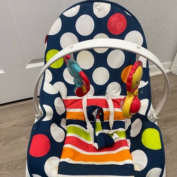 Baby Rocker Chair - Picture 2 of 4